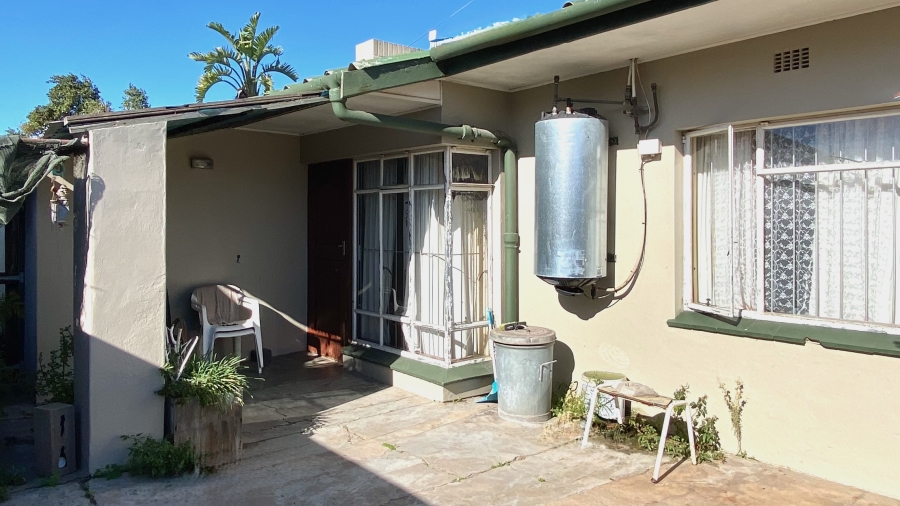 4 Bedroom Property for Sale in Laaiplek Western Cape